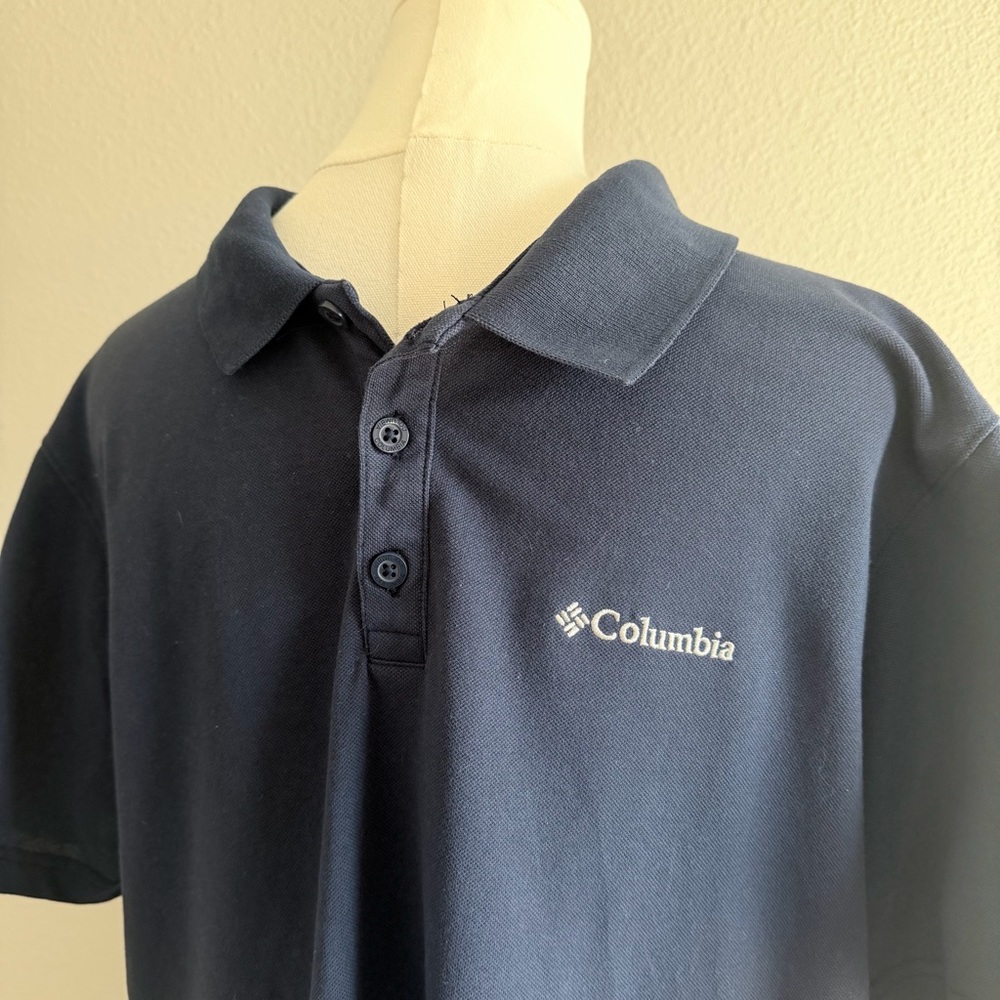 Columbia Navy Blue Men’s Polo Shirt - Picture 2 of 4
